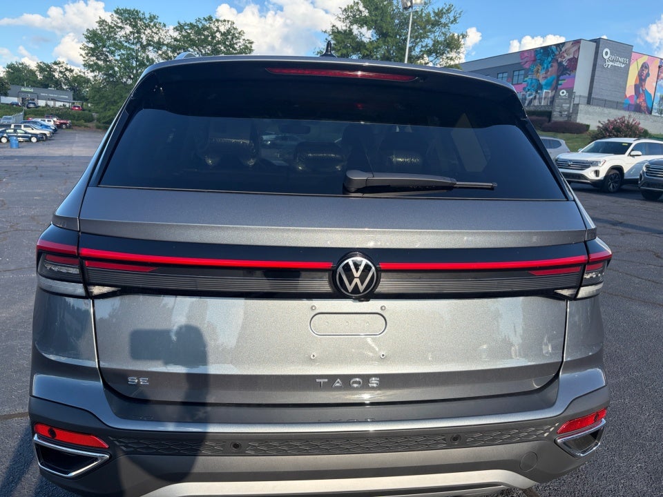 2026 Volkswagen Taos SE