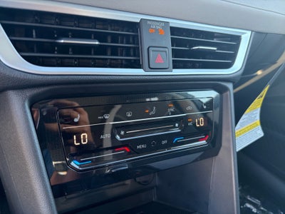 2026 Volkswagen Taos SE