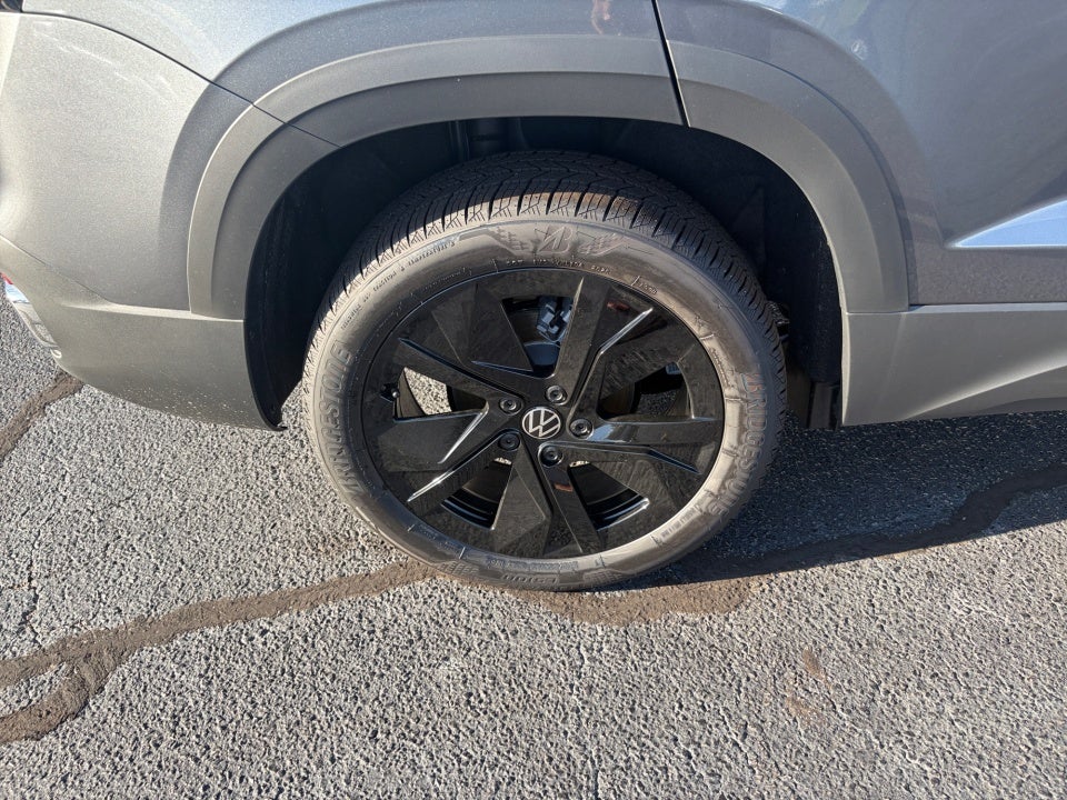 2026 Volkswagen Taos SE