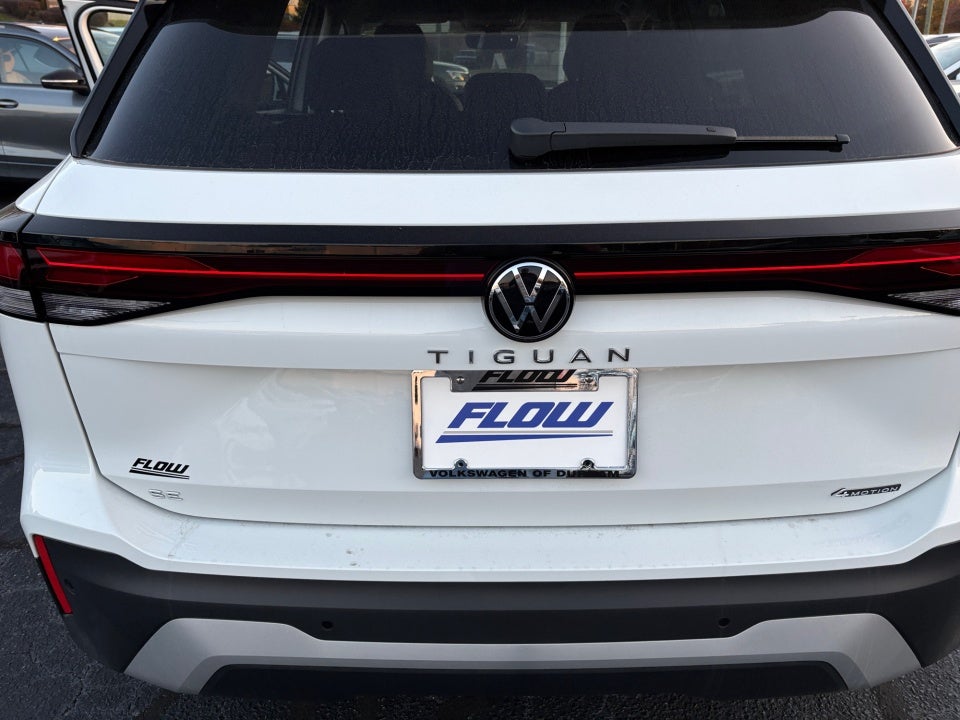 2025 Volkswagen Tiguan 2.0T SE