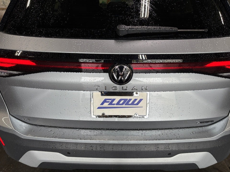 2025 Volkswagen Tiguan 2.0T SE