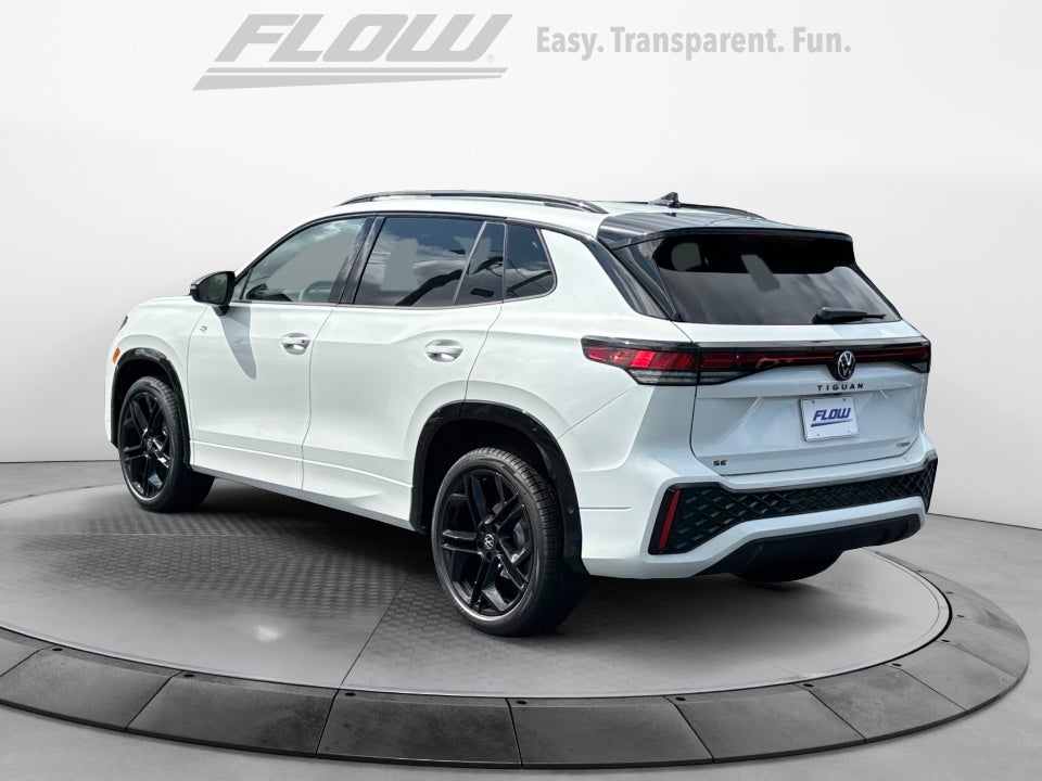 2025 Volkswagen Tiguan 2.0T SE R-Line Black