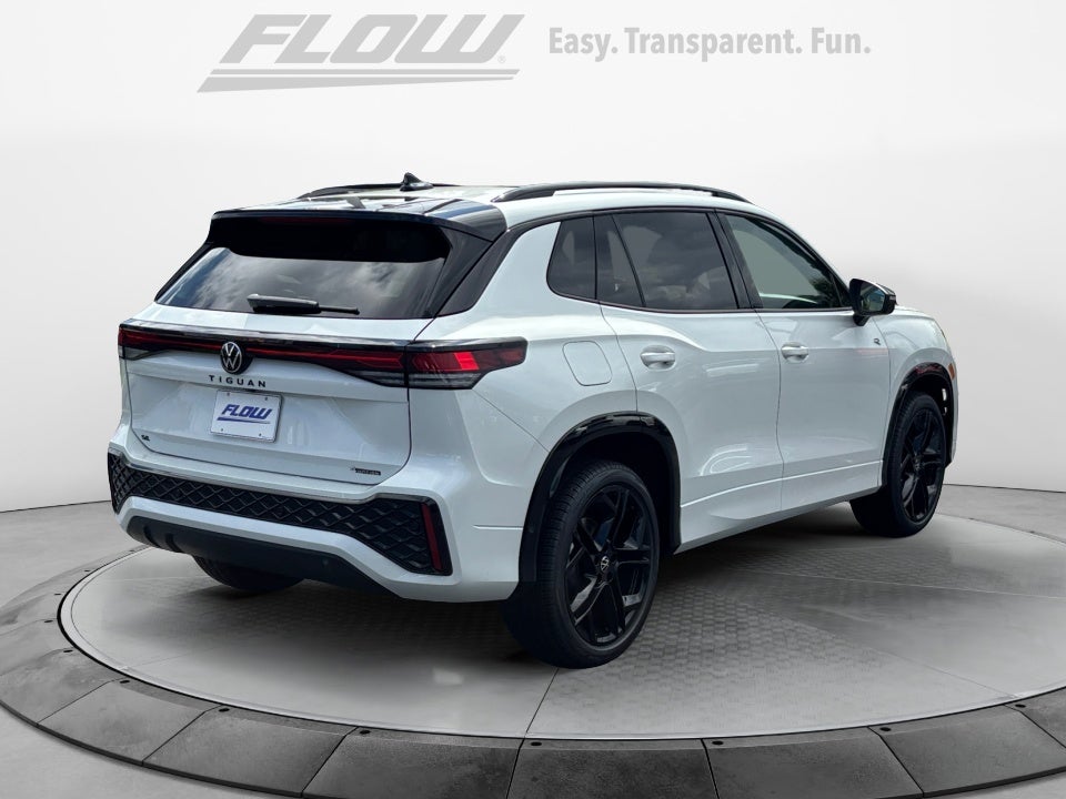 2025 Volkswagen Tiguan 2.0T SE R-Line Black