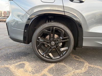 2025 Volkswagen Tiguan 2.0T SE R-Line Black