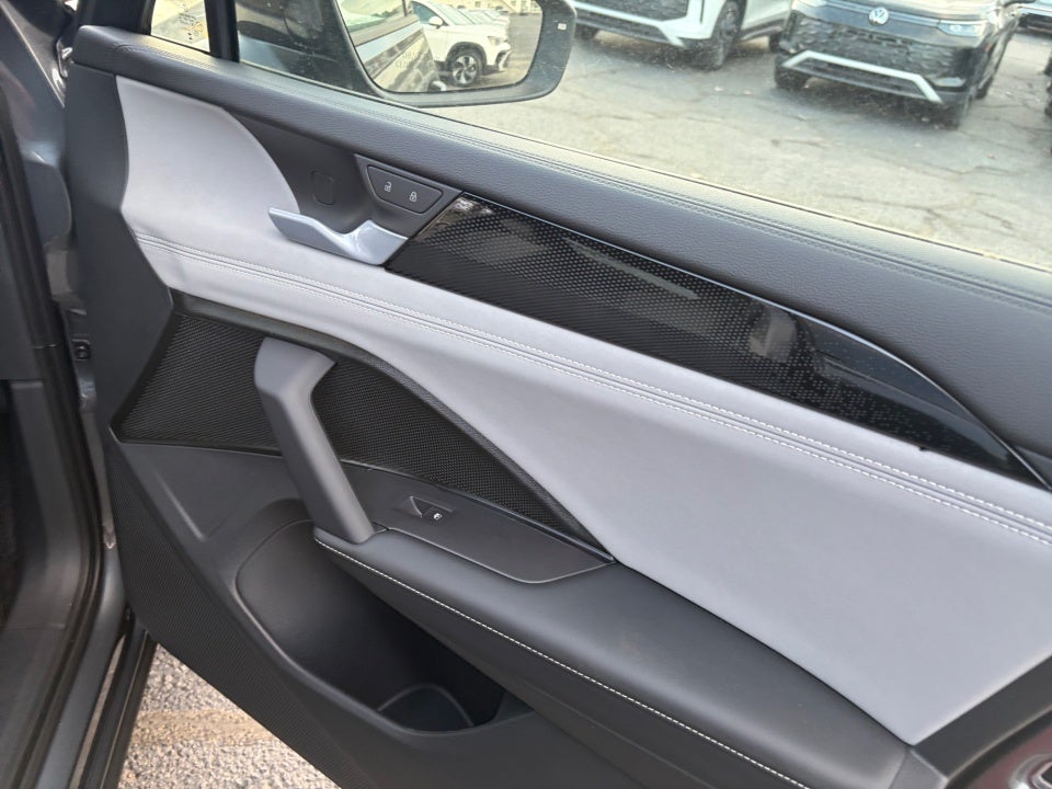 2025 Volkswagen Tiguan 2.0T SE R-Line Black