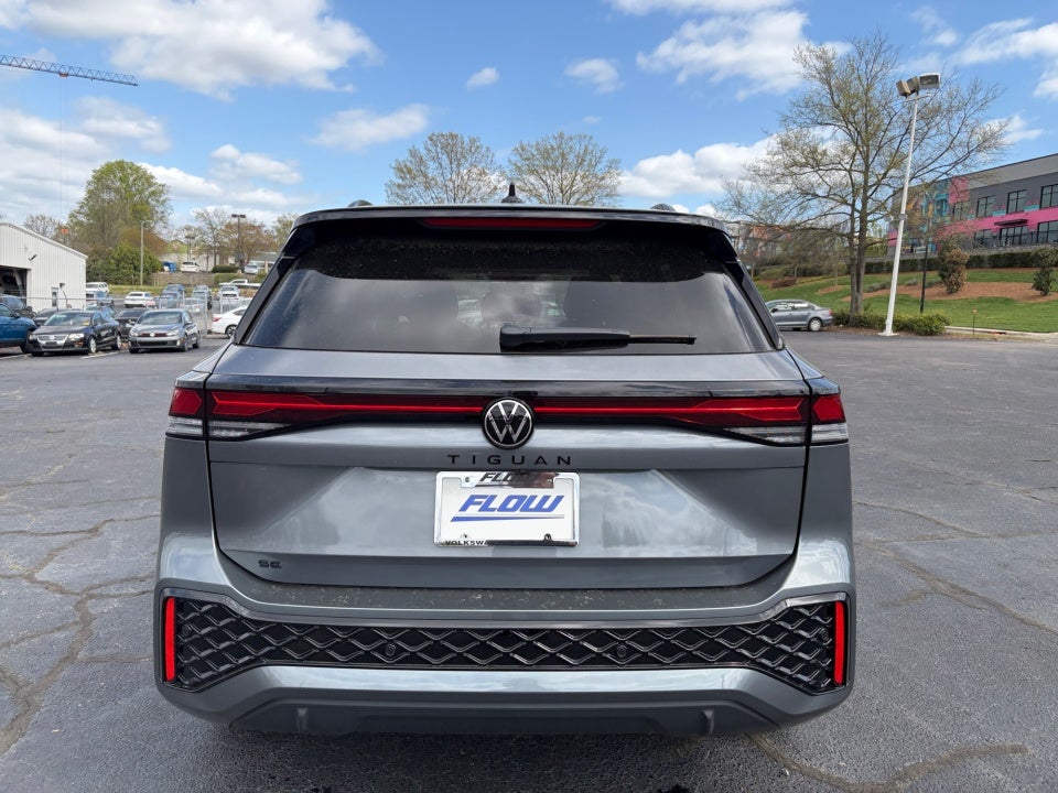 2026 Volkswagen Tiguan SE R-Line Black