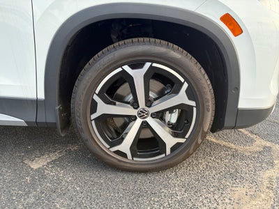 2025 Volkswagen Tiguan 2.0T SE