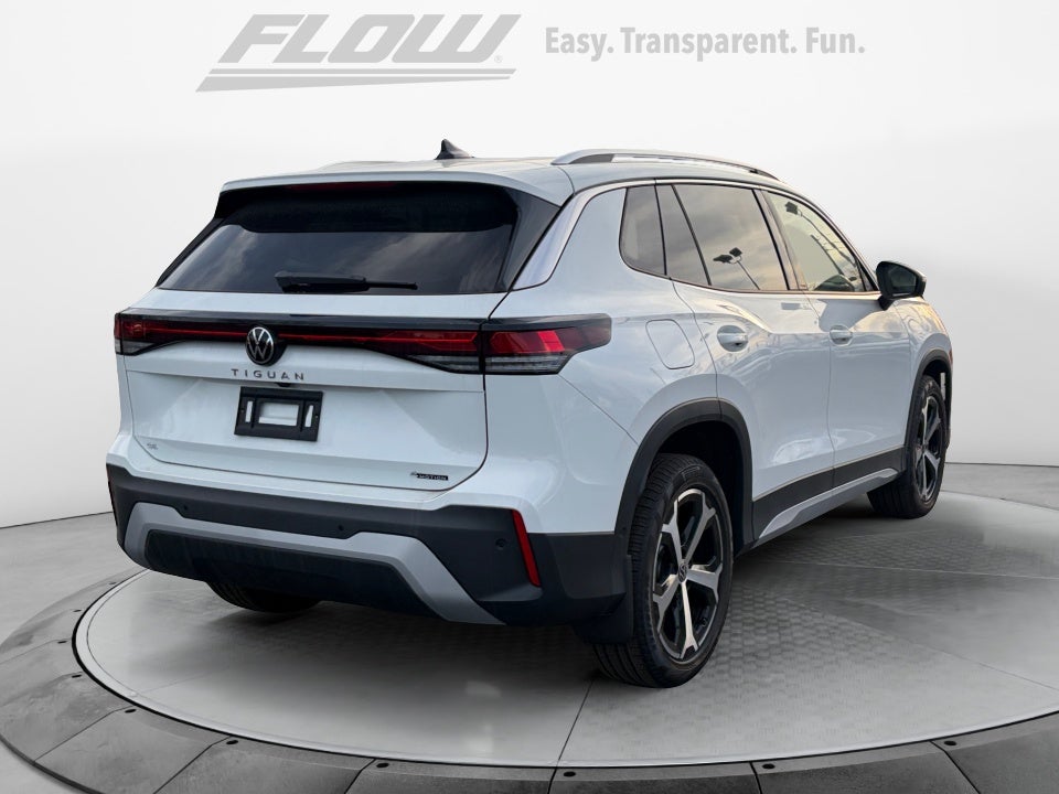 2025 Volkswagen Tiguan 2.0T SE
