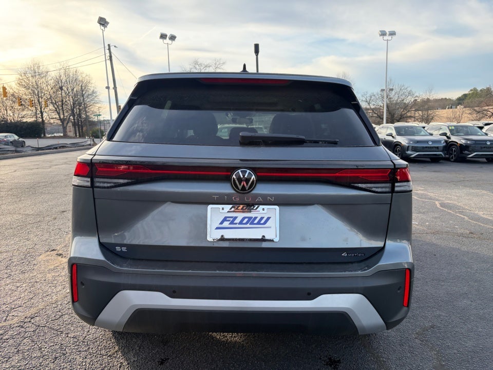 2025 Volkswagen Tiguan 2.0T SE