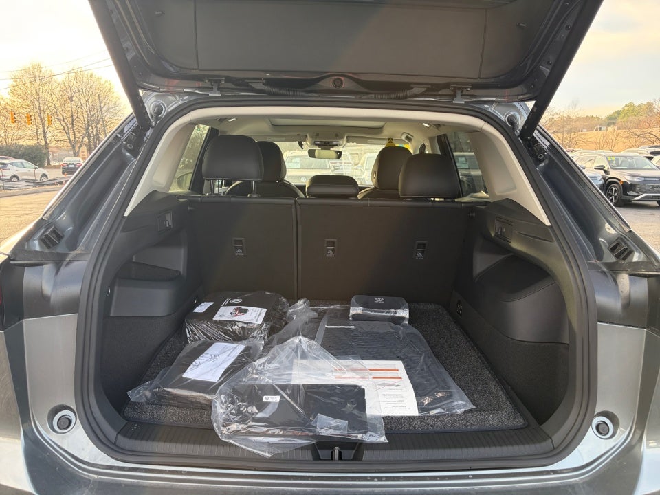 2025 Volkswagen Tiguan 2.0T SE