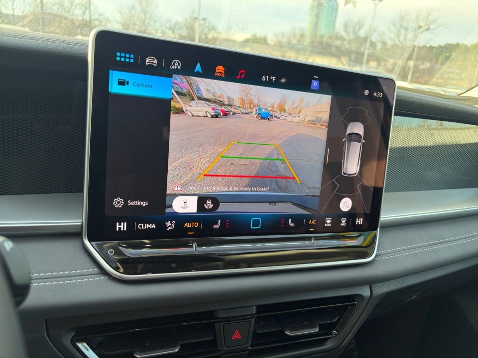 2025 Volkswagen Tiguan 2.0T SE