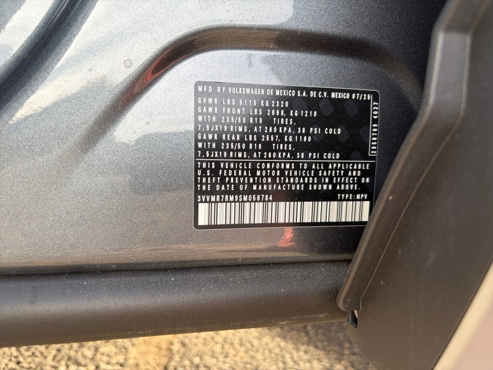 2025 Volkswagen Tiguan 2.0T SE