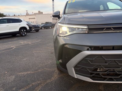 2025 Volkswagen Taos 1.5T SE