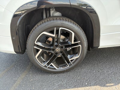 2026 Volkswagen Tiguan SEL R-Line Turbo