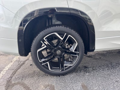 2026 Volkswagen Tiguan SEL R-Line Turbo