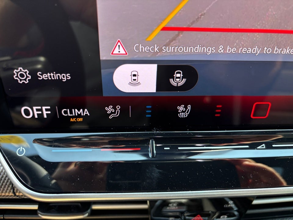 2025 Volkswagen Golf GTI 2.0T SE