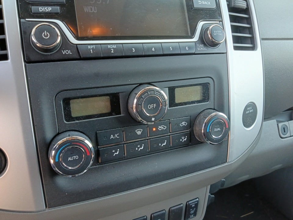 2016 Nissan Frontier SV