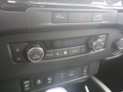 2024 Nissan Frontier Crew Cab SV 4x2