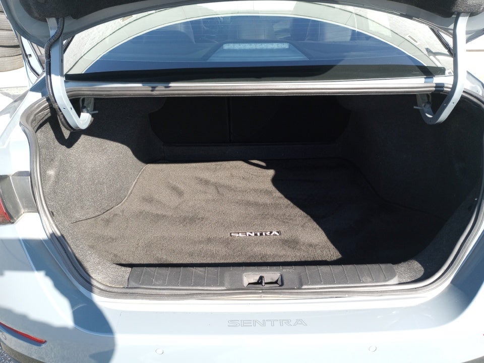 2024 Nissan Sentra SR Xtronic CVT