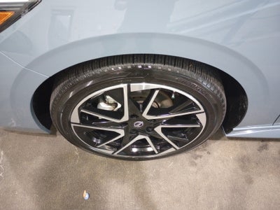 2024 Nissan Sentra SR Xtronic CVT