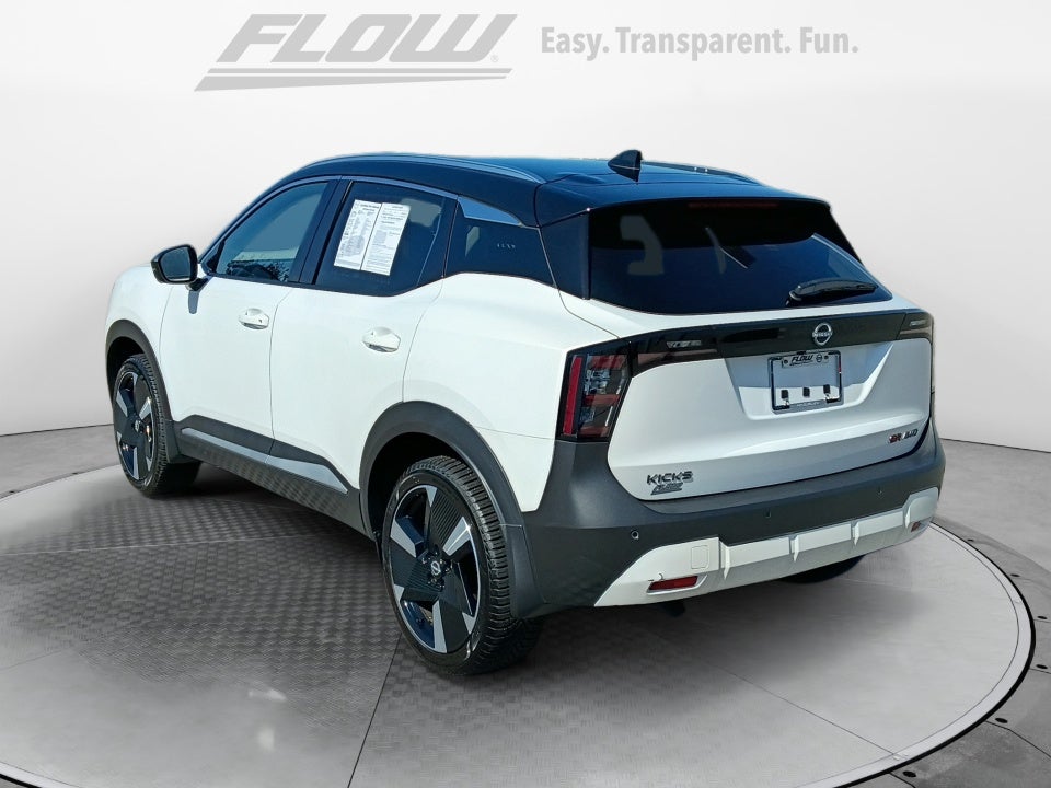 2025 Nissan Kicks SR