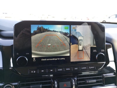 2023 Nissan Pathfinder SL 4WD