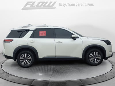 2023 Nissan Pathfinder SL 4WD