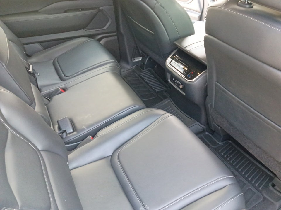 2025 Nissan Armada SV