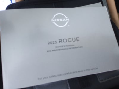 2023 Nissan Rogue Platinum FWD