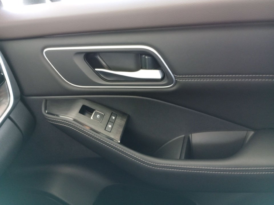 2021 Nissan Rogue Base