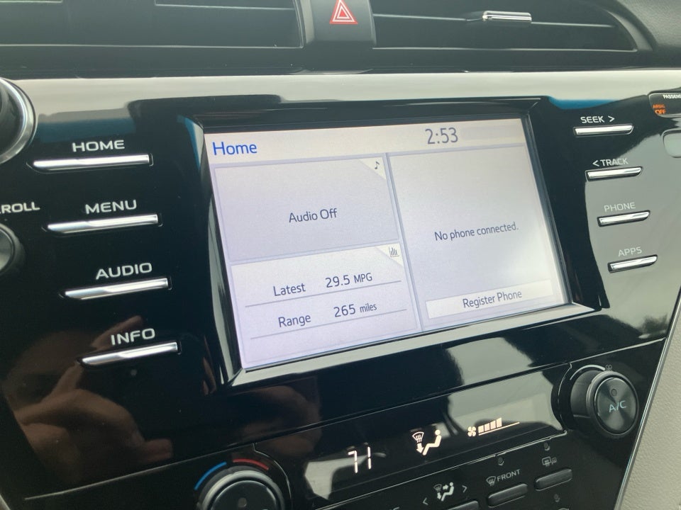 2018 Toyota Camry SE