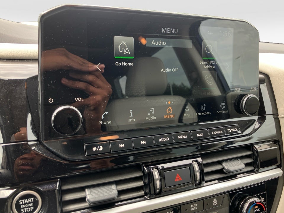 2024 Nissan Pathfinder SL 4WD