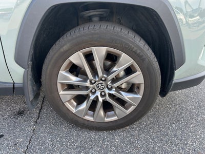 2023 Toyota RAV4 XLE Premium