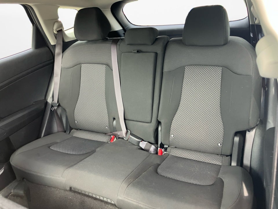 2025 Kia Sportage Hybrid LX