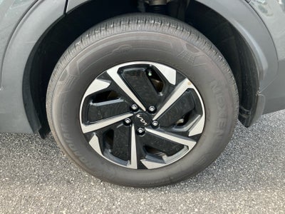 2025 Kia Sportage Hybrid LX