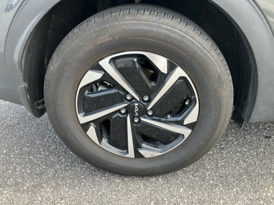 2025 Kia Sportage Hybrid LX
