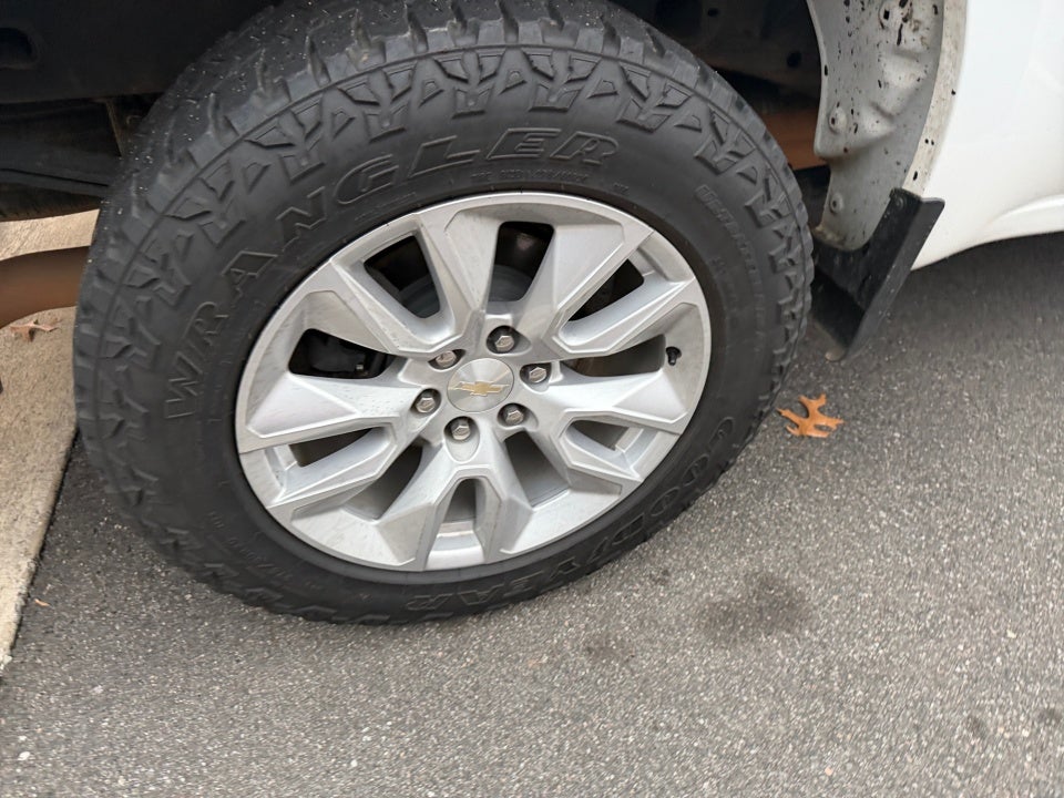 2022 Chevrolet Silverado 1500 LTD 4WD Double Cab Standard Bed Custom