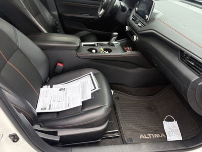 2022 Nissan Altima SR FWD