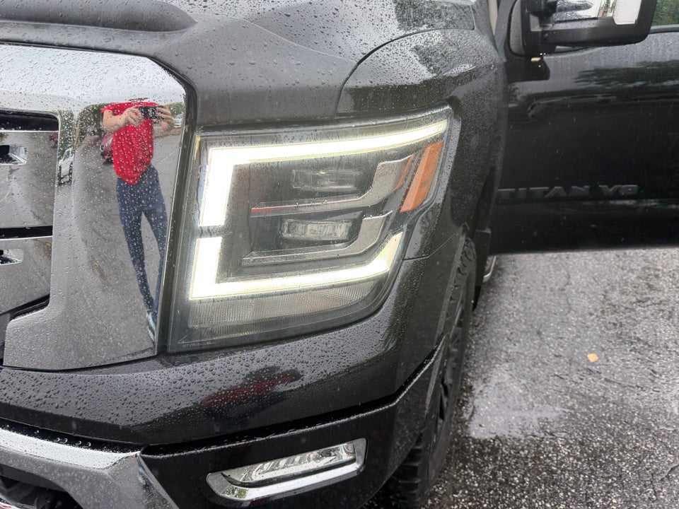 2020 Nissan TITAN SL