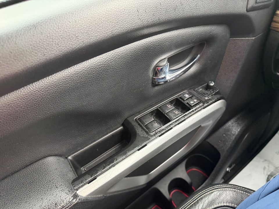2020 Nissan TITAN SL