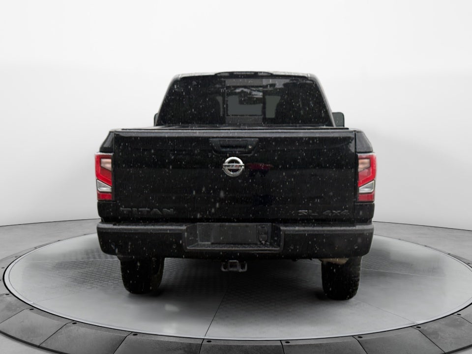2020 Nissan TITAN SL