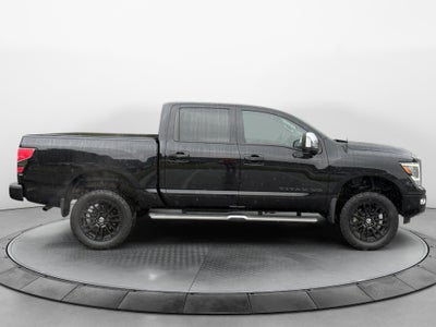 2020 Nissan TITAN SL
