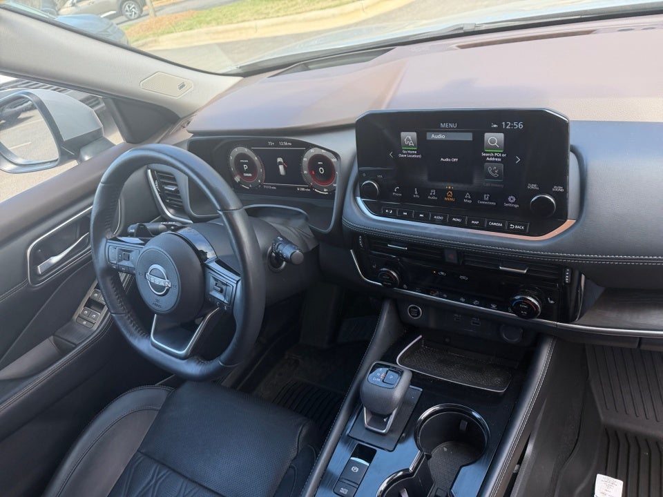 2023 Nissan Rogue Platinum FWD