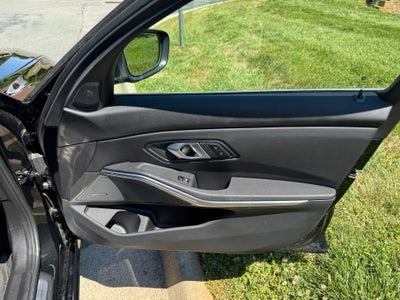2025 BMW 330i xDrive