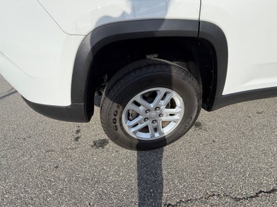 2025 Jeep Grand Cherokee Laredo 4x2