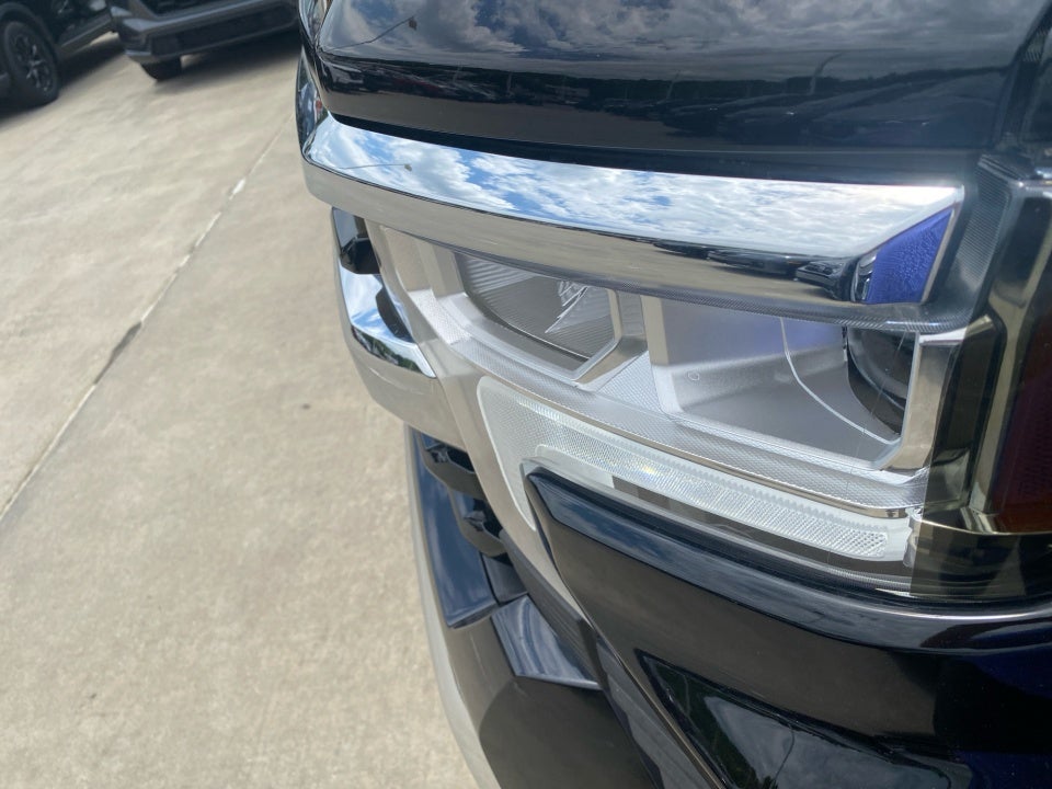 2022 Chevrolet Silverado 1500 4WD Crew Cab Short Bed LT with 2FL