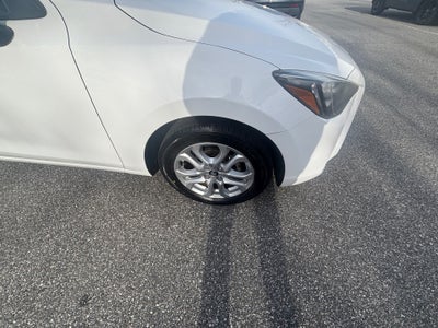 2017 Toyota Yaris iA Base