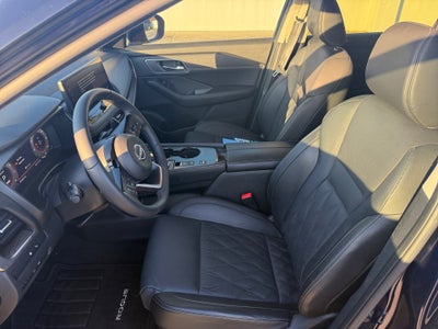 2024 Nissan Rogue Platinum FWD