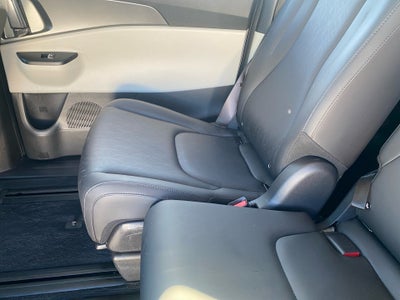 2023 Kia Carnival MPV LX Seat Package