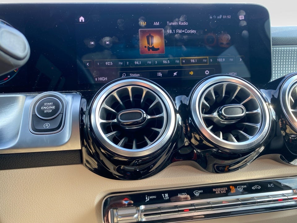 2022 Mercedes-Benz GLB 250 4MATIC®